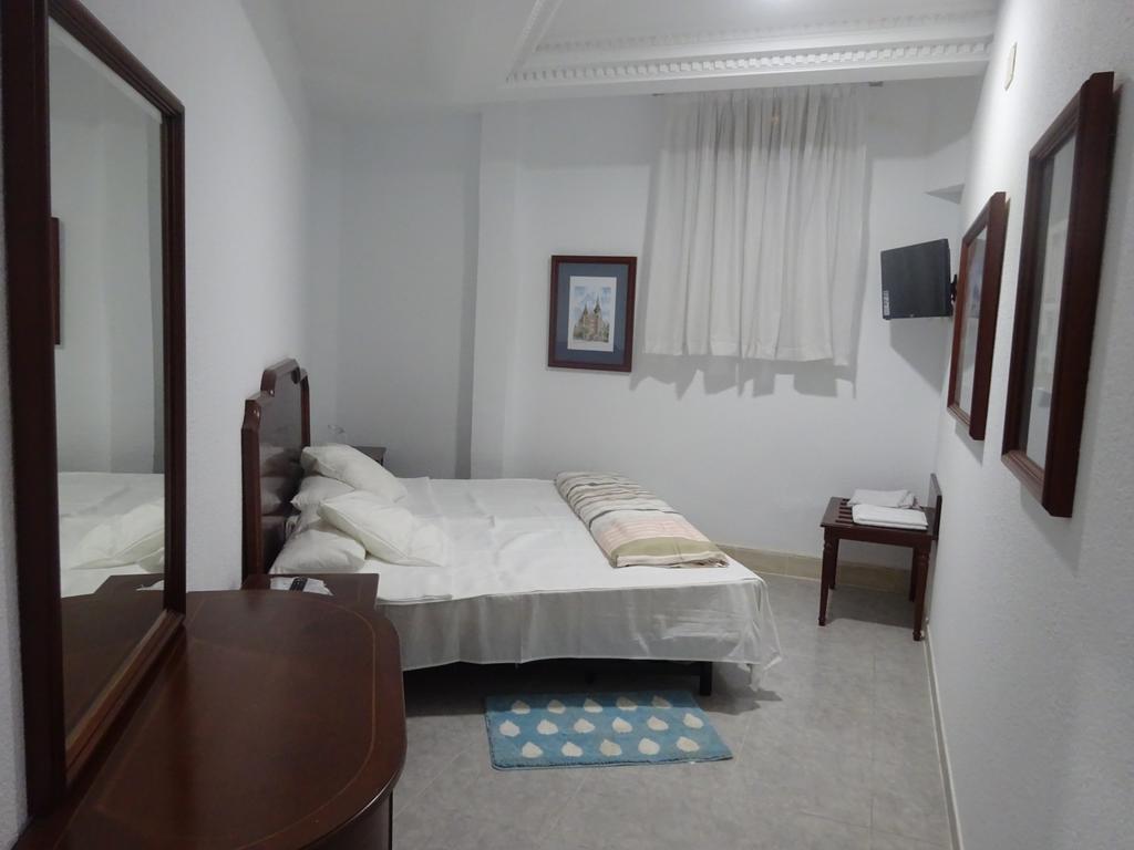 Hostal Lavapies Madrid Pokoj fotografie